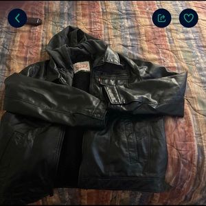 LEVIS LEATHER JACKET